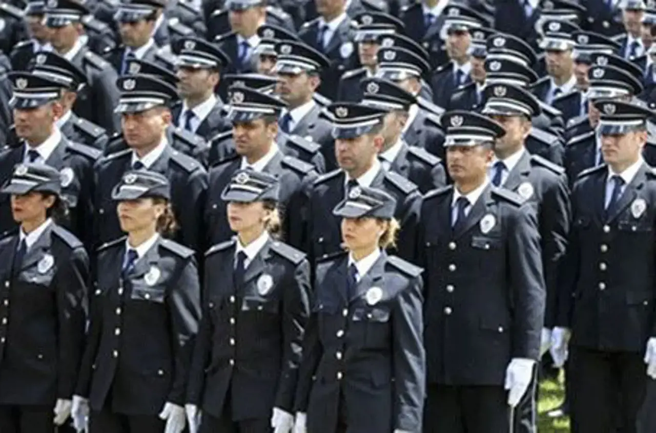 Polis Akademisi 10 Bin Polis Alımı Başvuru Kılavuzu Yayımlandı